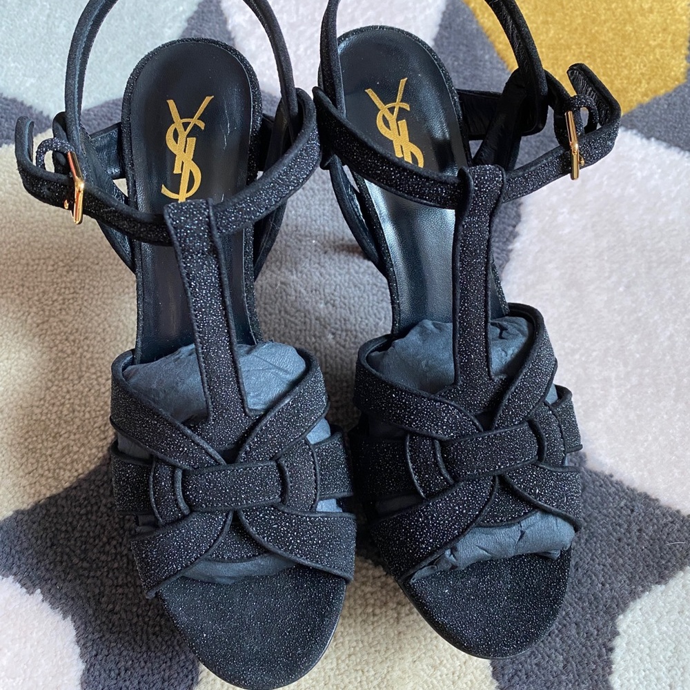 Yves Saint Laurent YSL classic scandals, new condition, never wear outside!
